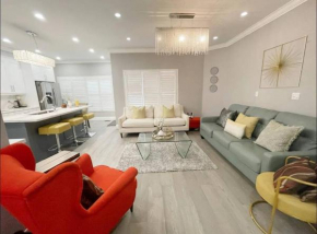 Elegant & Luxurious 3 Bedroom Home